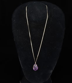14K GOLD CHAIN CARVED AMETHYST PENDANT