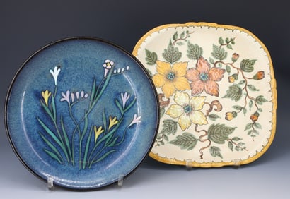 (2) CERAMIC PLATES HOLLAND/SWEDEN