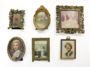 VINTAGE PHOTO FRAMES