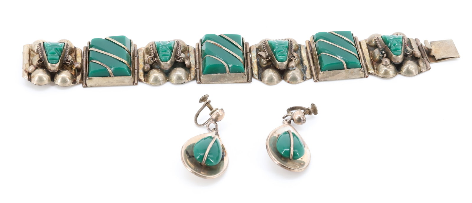 STERLING SILVER MEXICAN JEWELRY, EARRNGS MARKED (JGG): GREEN ONYX BRACELET AND EARRINGS 7 1/4" L TOTAL WEIGHT 2.69 OZT PLEASE READ CAREFULLY - Terms for Purchasing and Shipping of Auction Items. Please read carefully before bidding. Hartzell’s Auction G