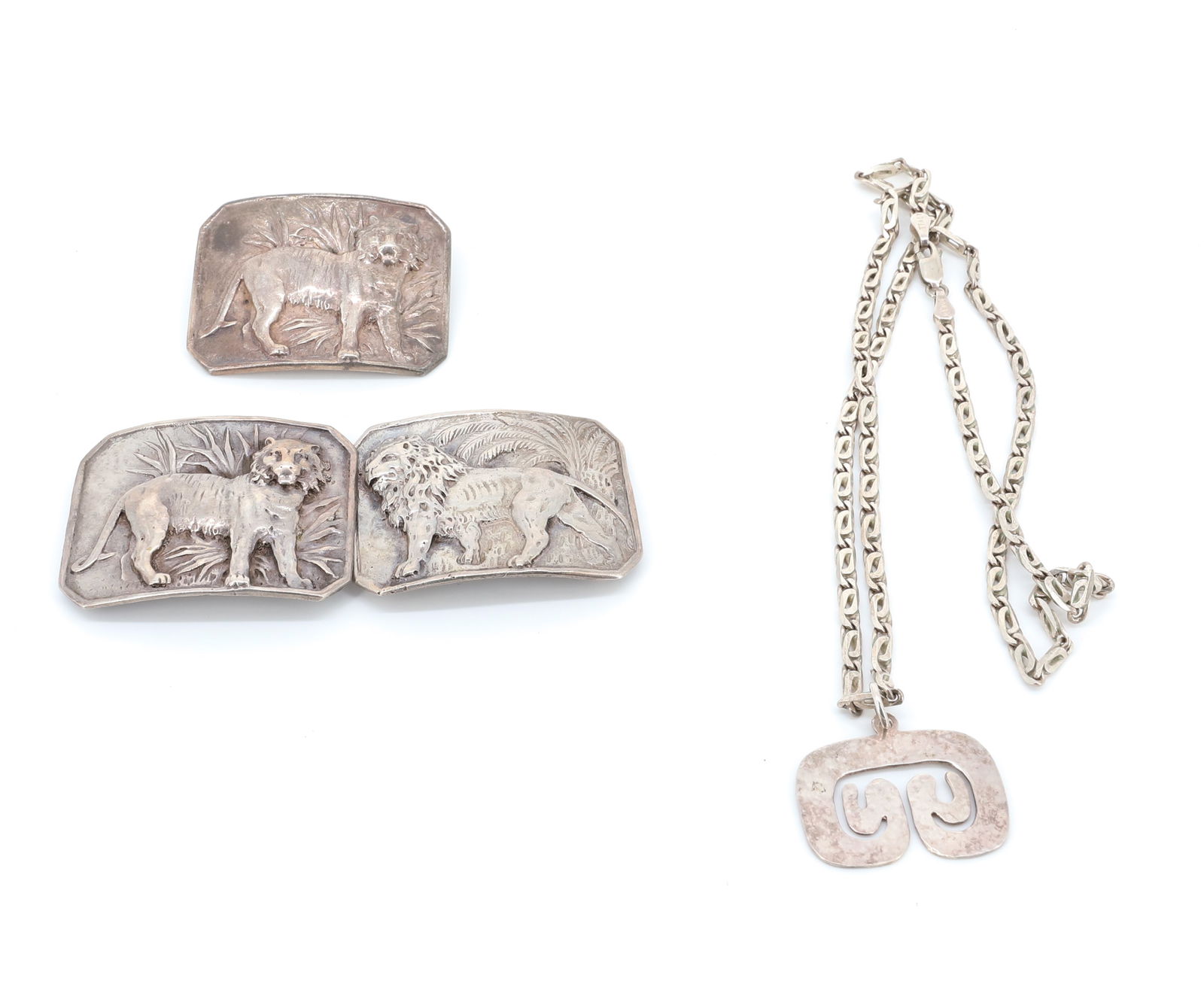 SILVER BUCKLE,NECKLACE (1 of 2)
