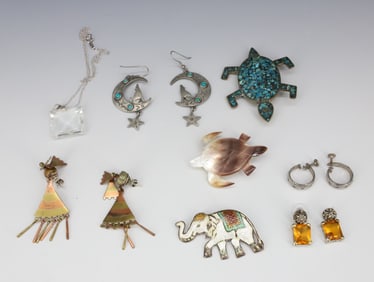 COSTUME JEWELRY LOT