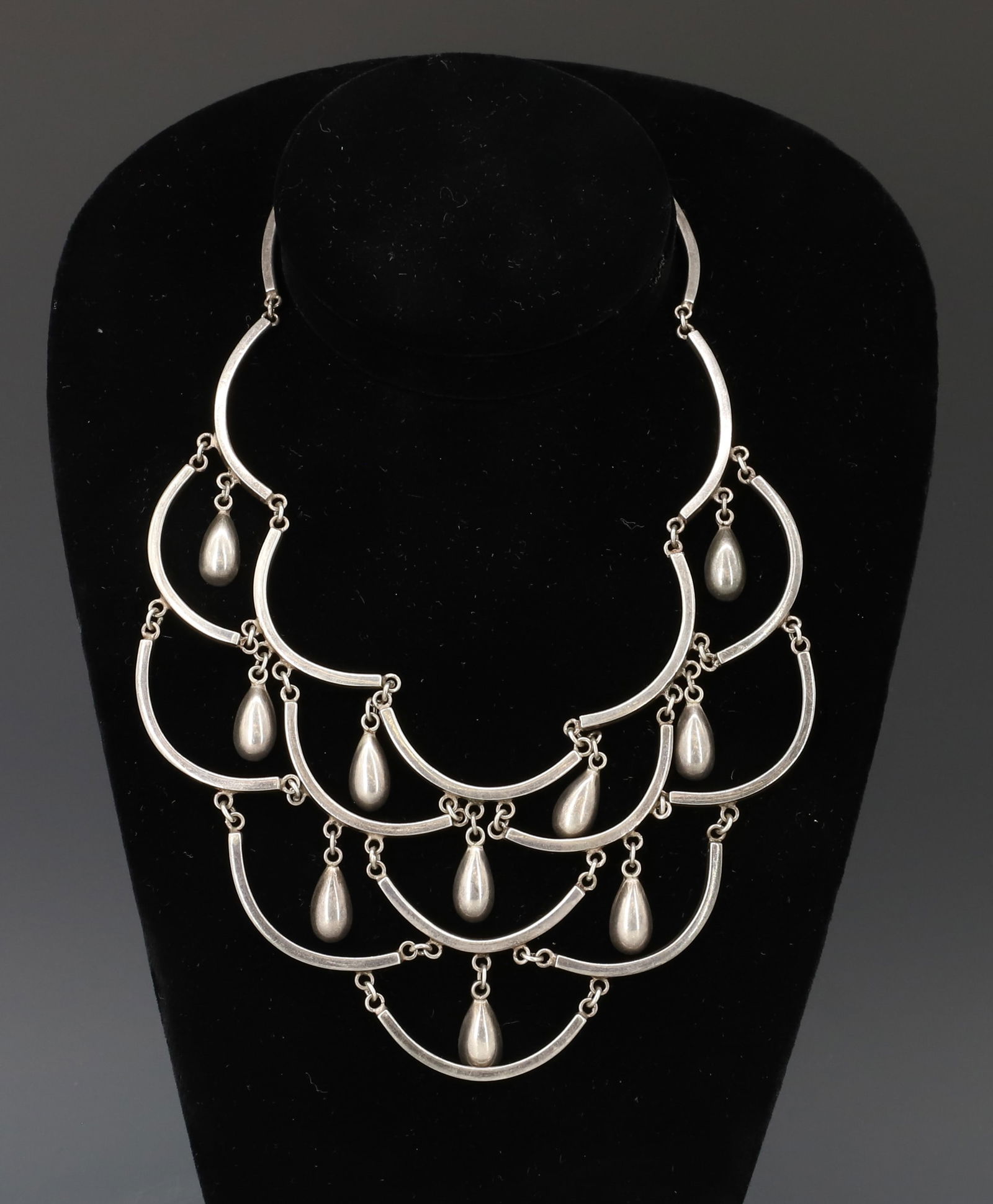 VINTAGE CRAFTED STERLING SILVER MULTITIERED NECKLACE (1 of 2)