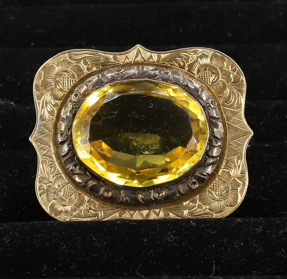 VICTORIAN 10K WEIGHTED BROOCH (1 of 4)