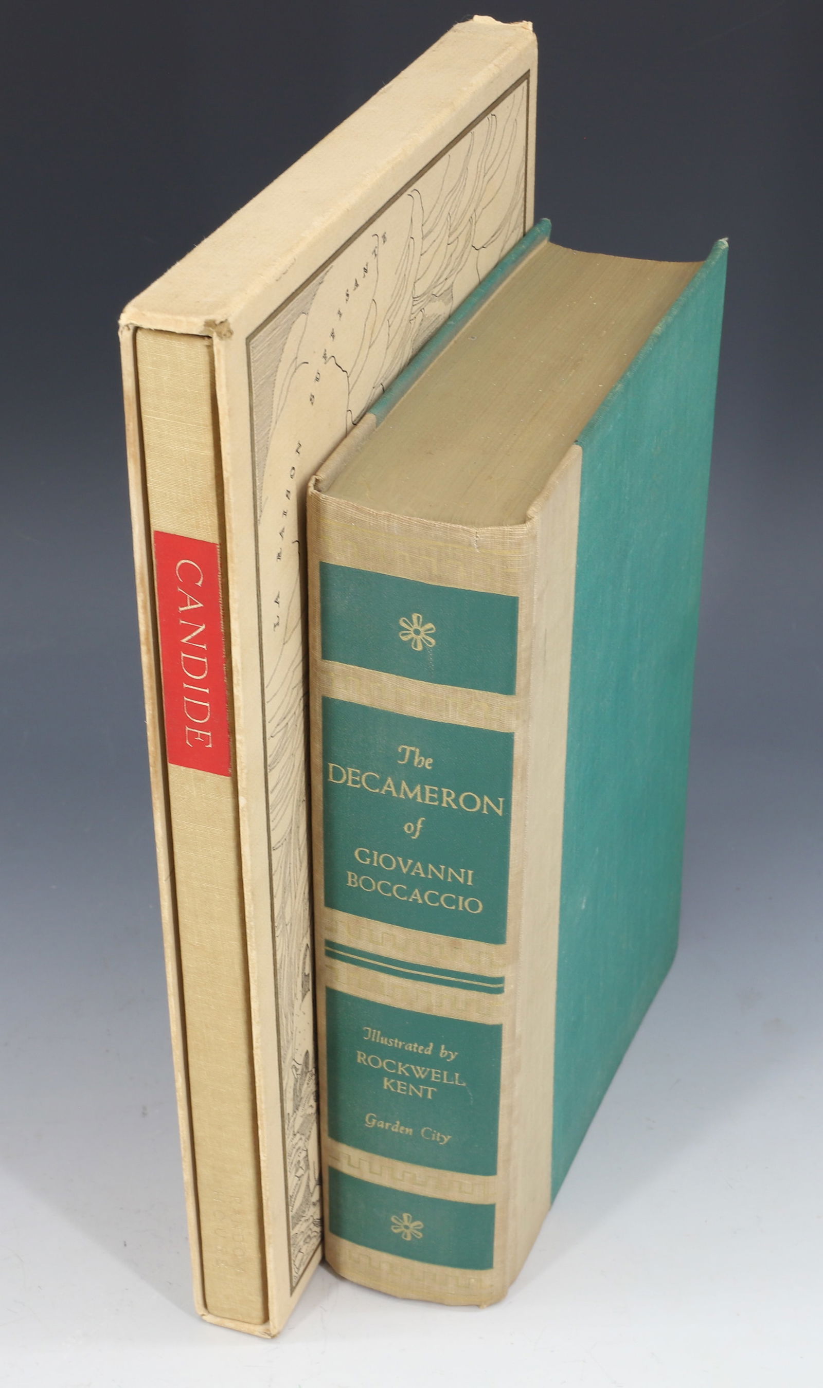 (2) BOOKS THE DECAMERON OF GIOVANNI BOCCACCIO, CANDIDE JEAN FRANCOIS MARIE: THE DECAMERON OF GIOVANNI BOCC ACCIO TRANSLATION BY RICHARD ALDINGTON, ILLUSTRATIONS BY ROCKWELL KENT, CANDIDE BY JEAN FRANÇOIS MARIE AROUET DE VOLTAIRE ILLUSTRATED BY ROCKWELL KENT RANDOM HOUSE 1929