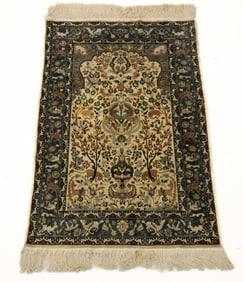 PERSIAN TREE OF LIFE PATTERN RUG