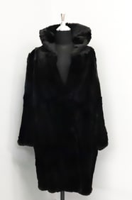 LADIES FUR COAT BLACK