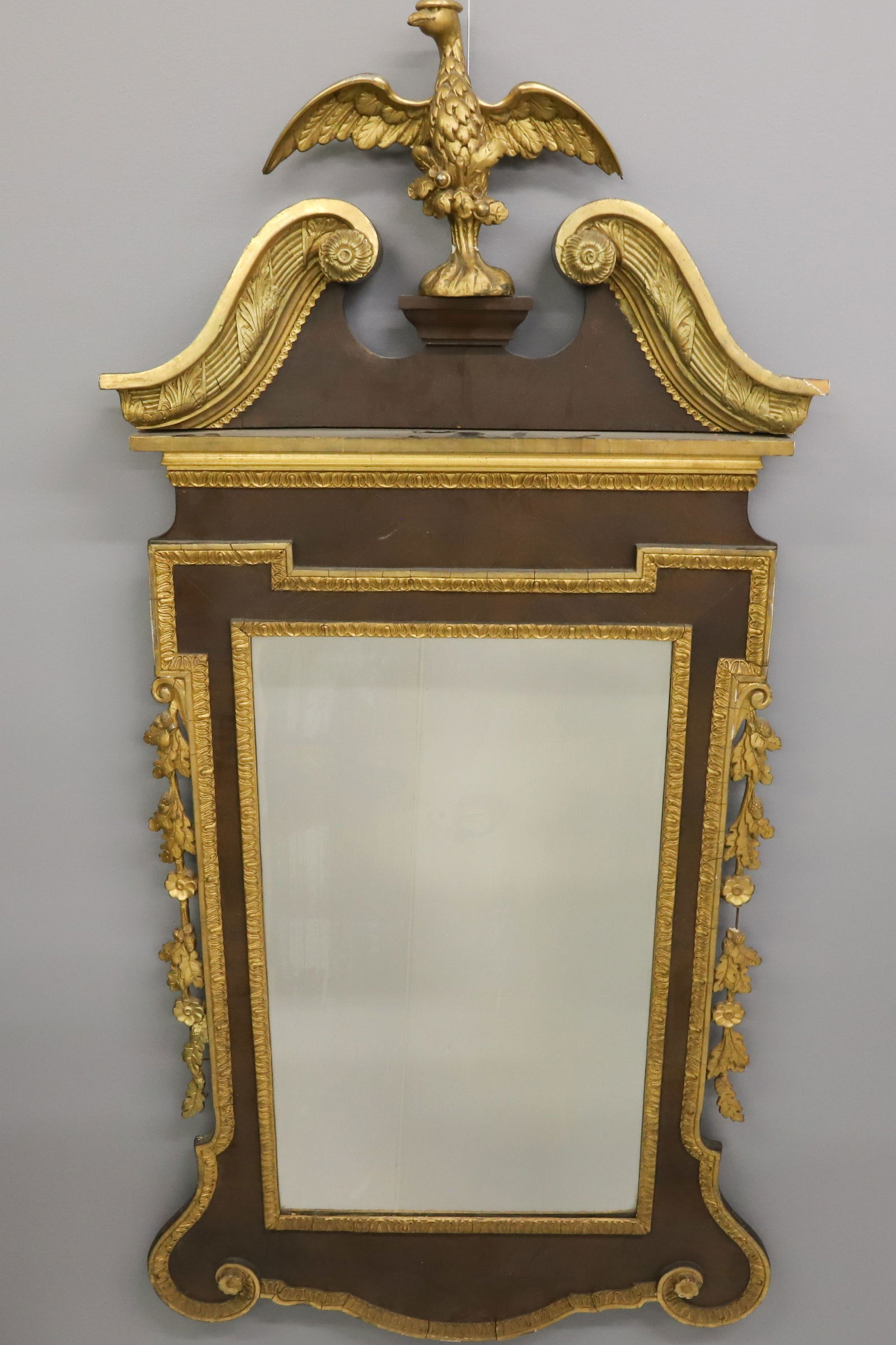 ORNATE CHIPPENDALE MIRROR WITH EAGLE FINIAL (1 of 11)