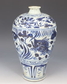 CHINESE LOTUS VASE
