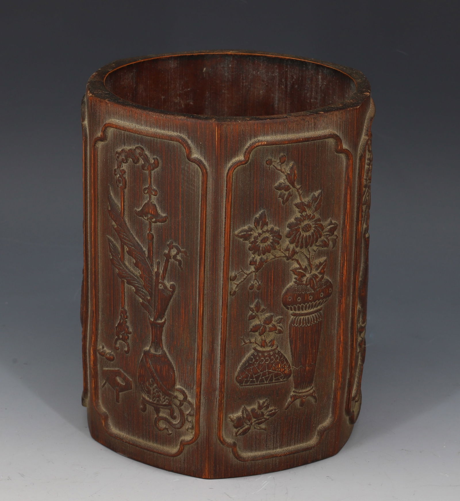 CHINESE CARVED BAMBOO VASE: (6) PANELS OF VASE AND FLOWER ARRANGEMENTS 6 1/2" X 5" DIA PLEASE READ CAREFULLY - Terms for Purchasing and Shipping of Auction Items. Please read carefully before bidding. Hartzell’s Auction Galler