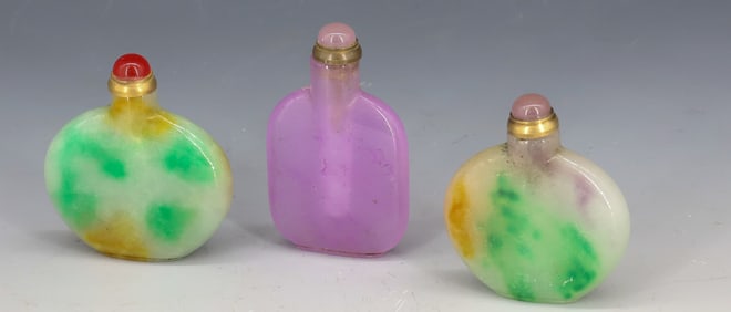 (3) SNUFF BOTTLES JADEITE AND AMETHYST