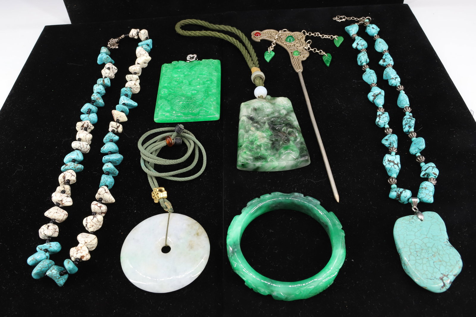 CHINESE COSTUME JEWELRY (1 of 7)