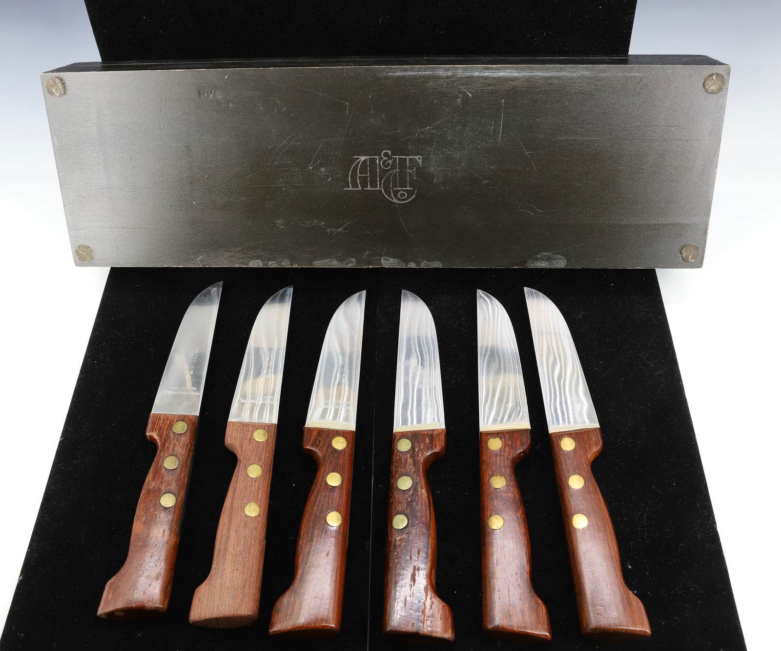 ABERCROMBIE FITCH STEAK KNIFE SET (1 of 4)