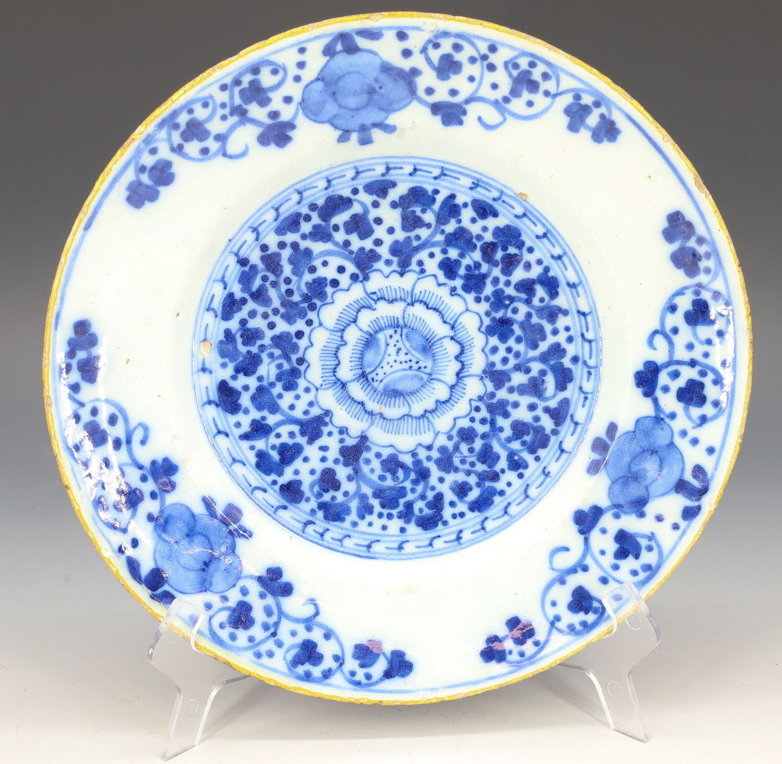 EARLY DUTCH FAIENCE PLATE (1 of 4)