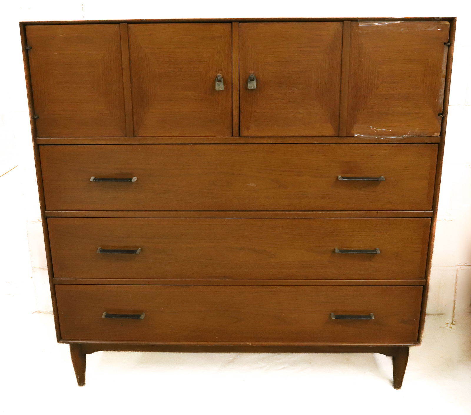 MID CENTURY DANISH MODERN BROYHILL DESK (1 of 7)