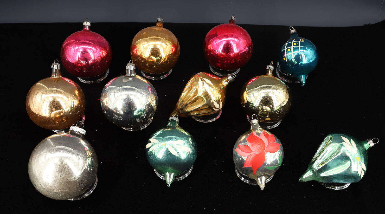 LOT OF VINTAGE GLASS CHRISTMAS ORNAMENTS: (12 ) VARIOUS ORNAMENTS. SOME MRKD. POLAND, USA AND SHINY BRITE. LARGEST 3" D. PLEASE READ CAREFULLY - THIS IS AN ONLINE ONLY AUCTION -Terms for Purchasing and Shipping of Auction Items. Please read c