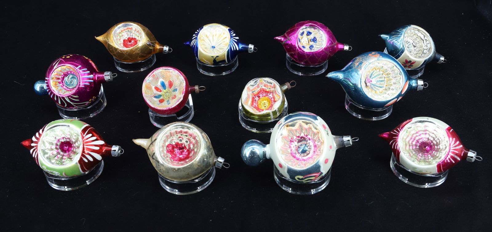 LOT OF VINTAGE GLASS CHRISTMAS ORNAMENTS (1 of 4)