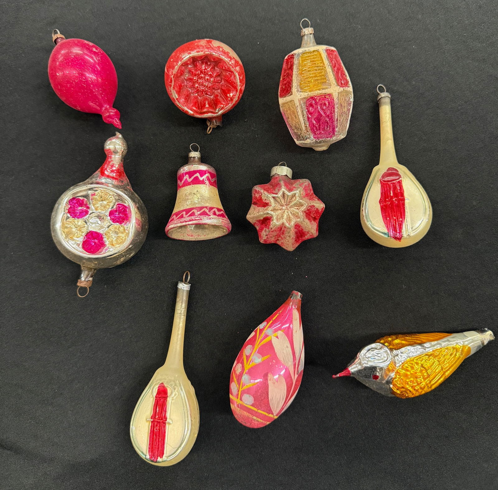 LOT OF VINTAGE GLASS CHRISTMAS ORNAMENTS