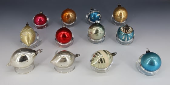 LOT OF VINTAGE CHRISTMAS ORNAMENTS