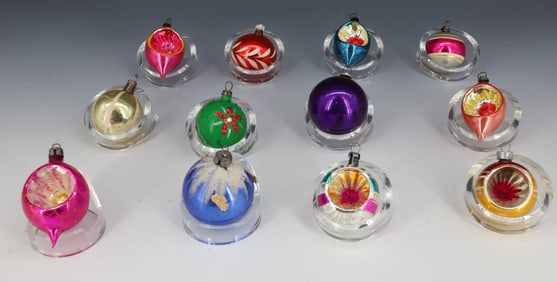 LOT OF VINTAGE CHRISTMAS ORNAMENTS