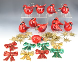 LOT OF VINTAGE / CONTEMPORARY CHRISTMAS DECORATIONS