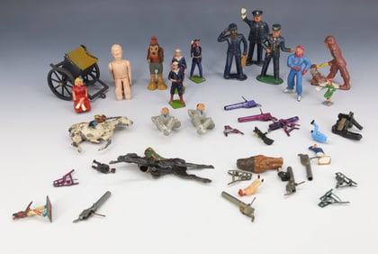 VARIETY OF PAINTED METAL TOY FIGURES