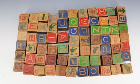 LOT OF VINTAGE WOODEN TOY BLOCKS