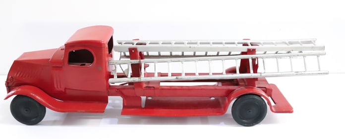 TURNER PRESSED STEEL LADDER TRUCK