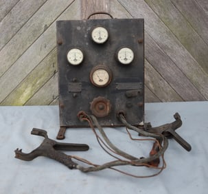 VINTAGE BATTERY CHARGER
