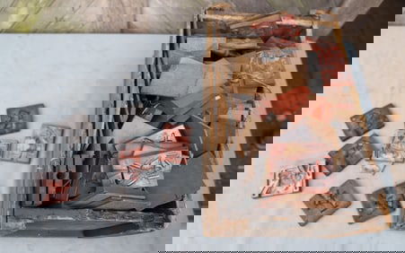 BOX OF RUBBER MOLDS FOR MILITARY, HORSES, SNOWMEN, AND MORE