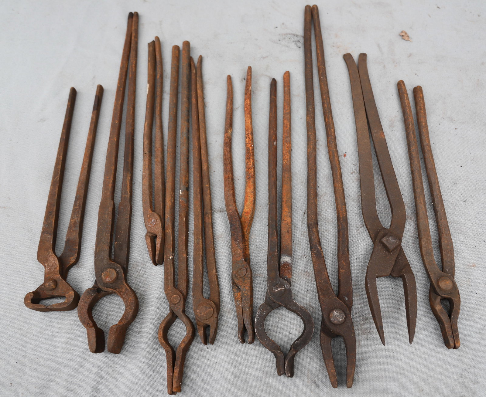 BLACKSMITH TOOLS (1 of 3)