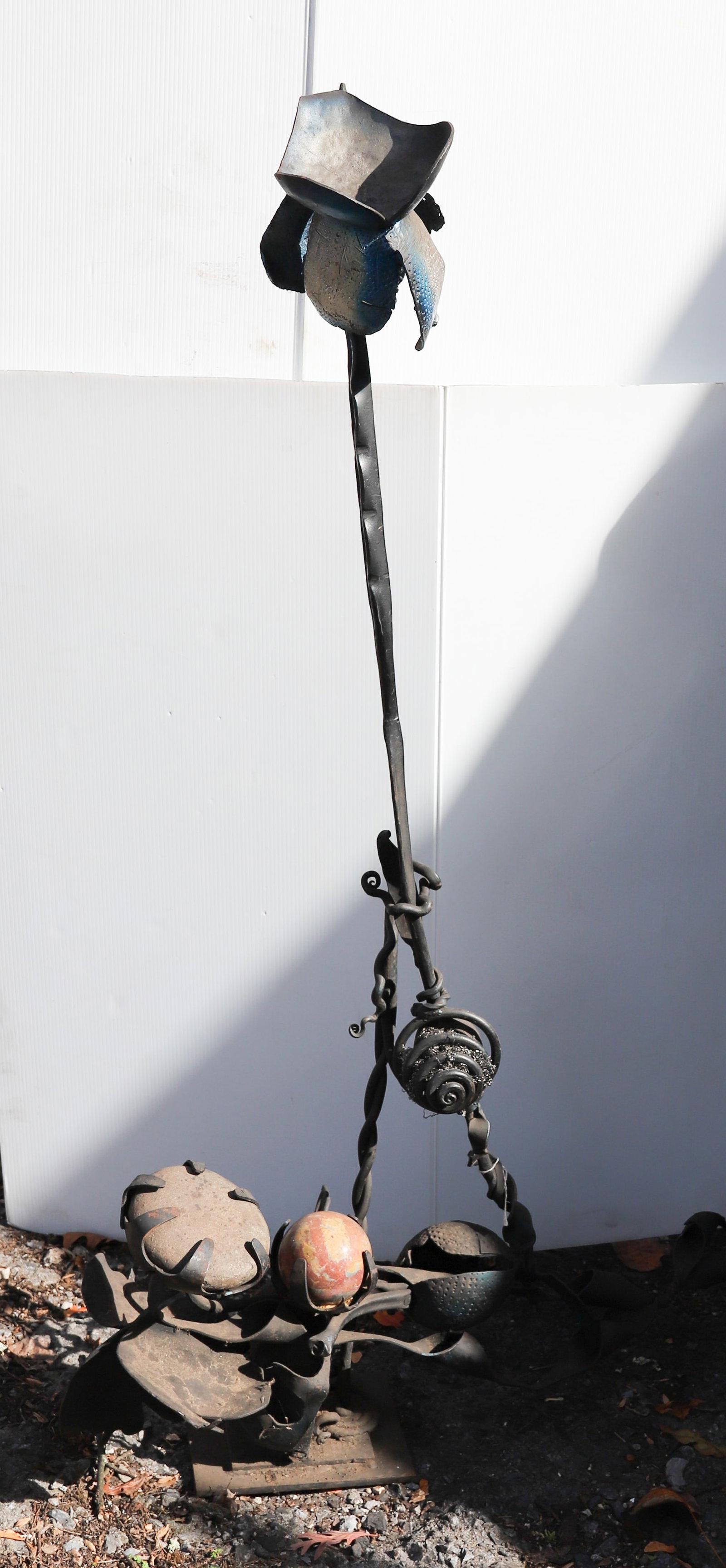 WROUGHT IRON SCULPTURE : LARGE METAL SCULPTURE, 60" x 42" THIS IS AN ON-SITE ONLINE ONLY AUCTION. ALL ITEMS ARE LOCATED at 1266 CHURCH RD, PEN ARGYL, PA 18072. THERE WILL BE NO SET PREVIEW TIME FOR THIS AUCTION. IF YOU NEED T