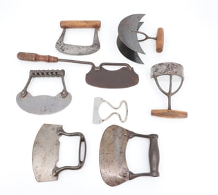 LOT OF ANTIQUE FOOD CHOPPERS