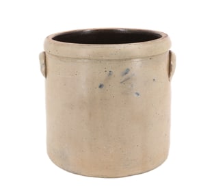 1 1/2 GALLON STONEWARE CROCK