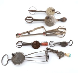 LOT OF VINTAGE EGG BEATERS