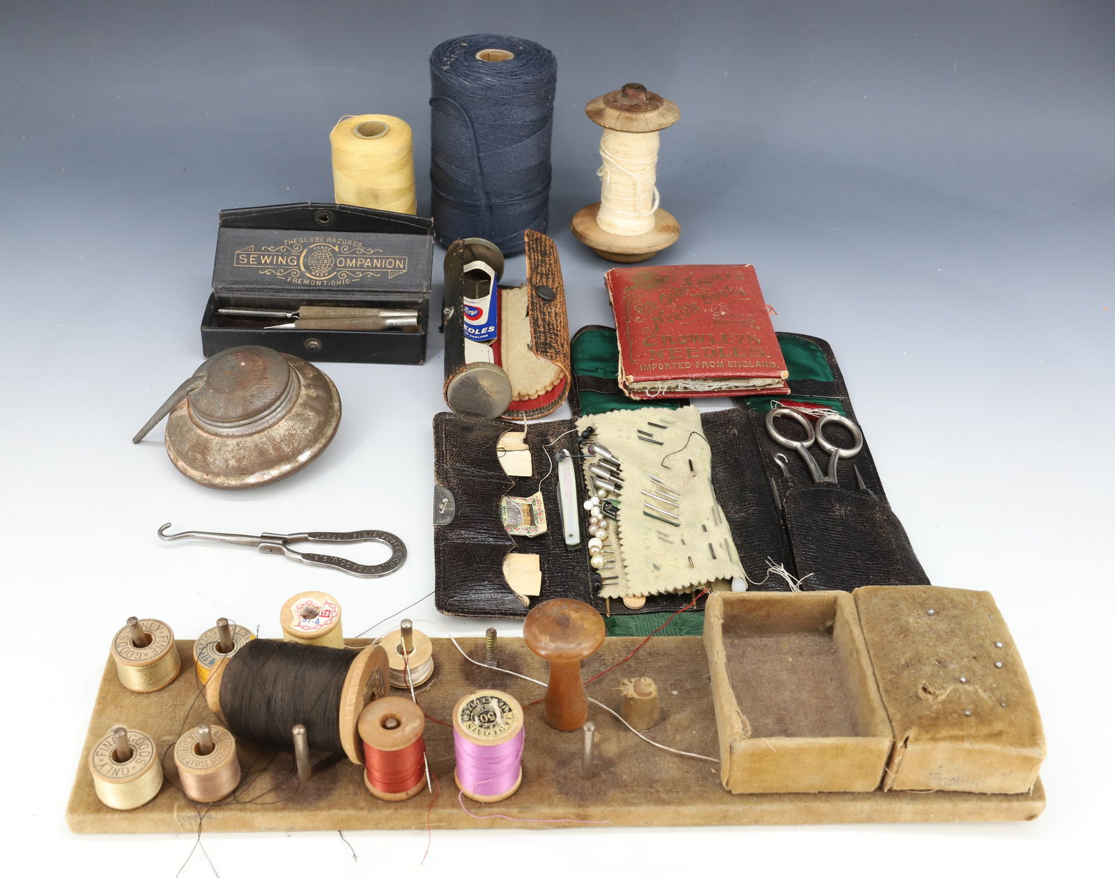 LOT OF SEWING ITEMS: INCLUDING: SEWING KITS, SPOOLS OF THREAD, ADVERTISING NEEDLE BOOK AND MORE. PLEASE READ CAREFULLY - Terms for Purchasing and Shipping of Auction Items. Please read carefully before bidding. Hartzell?s