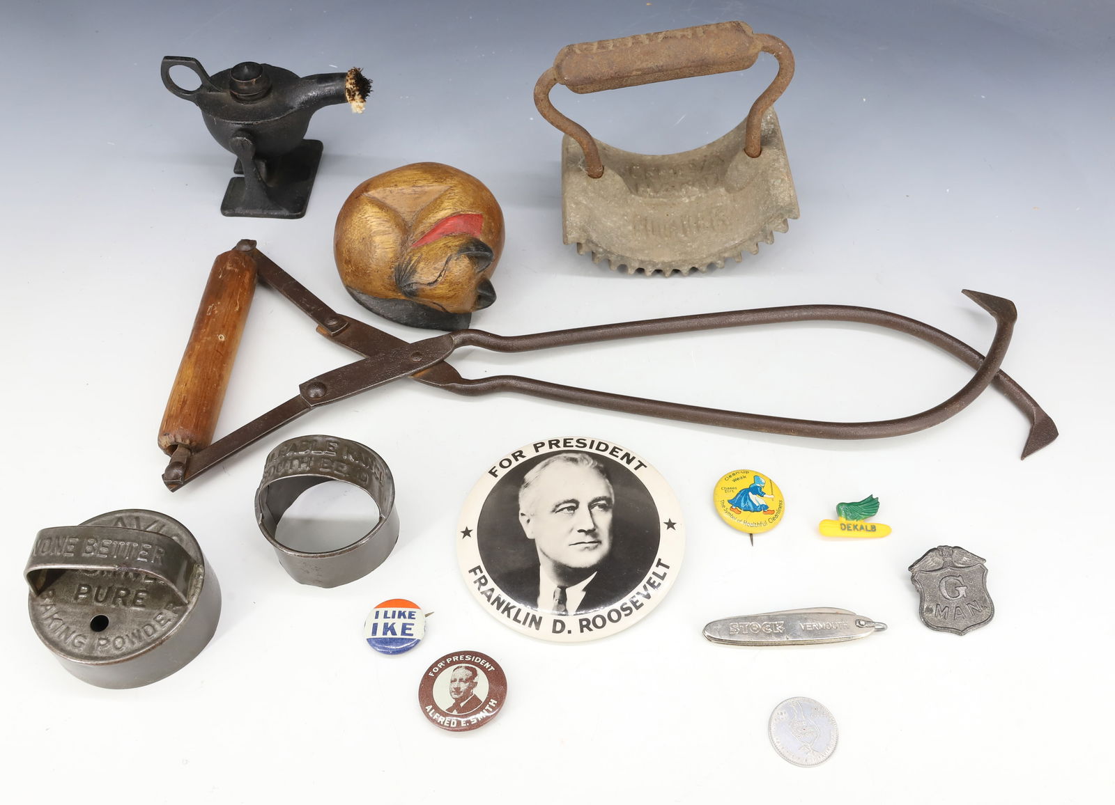 LOT OF PINBACKS, ADVERTISING AND MORE (1 of 6)