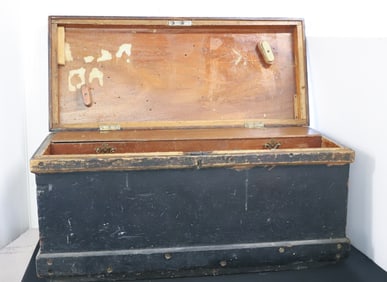 19TH C. WOODEN TOOL BOX