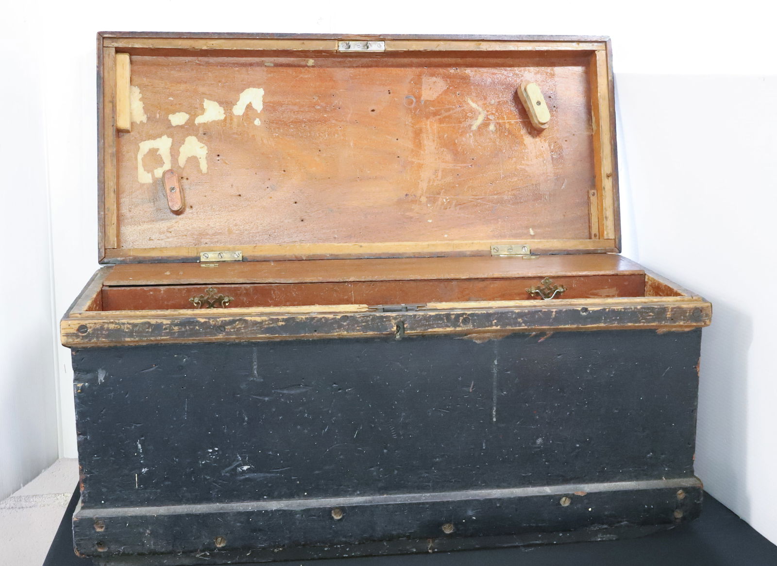 19TH C. WOODEN TOOL BOX (1 of 8)