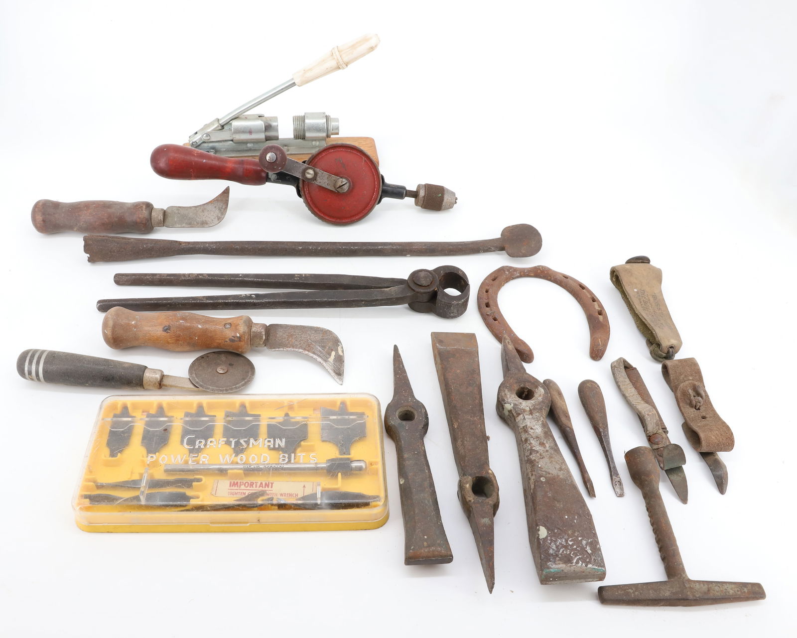 LOT OF MISCELLANEOUS TOOLS / PARTS (1 of 5)
