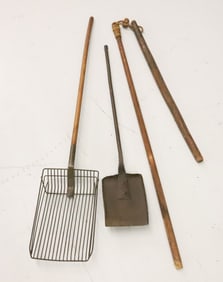 ANTIQUE SHOVEL, FLAIL AND POULTRY SIFTER