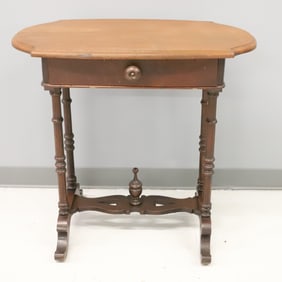 19TH C. ONE DRAWER SIDE TABLE