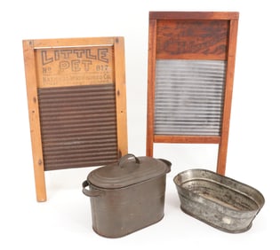 LOT OF LAUNDRY RELATED ITEMS