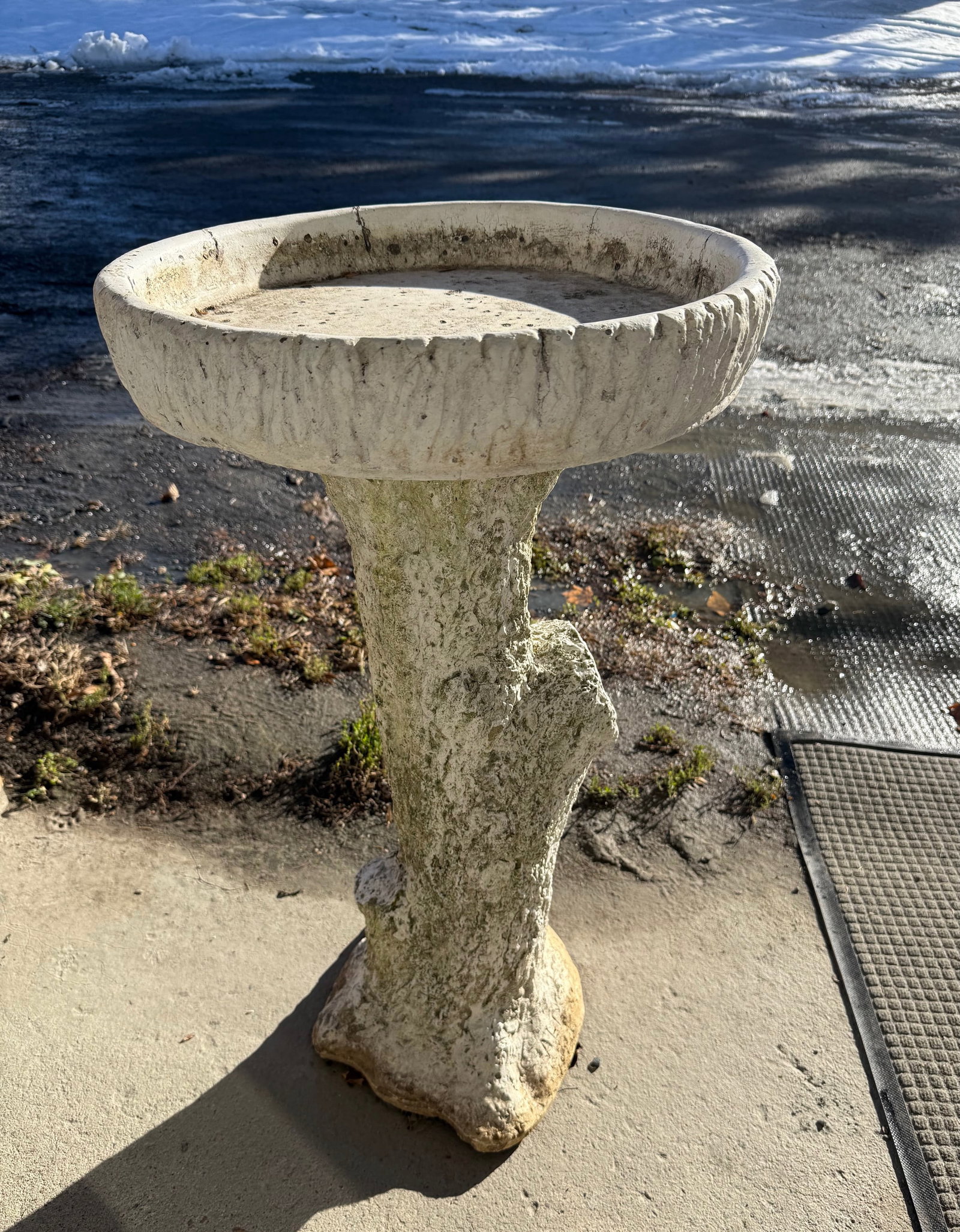 PAINTED FAUX-BOIS BIRD BATH (1 of 4)