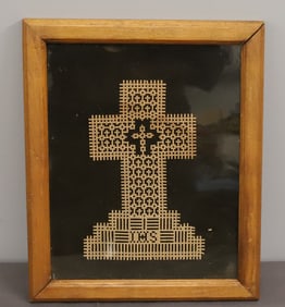 ANTIQUE PUNCHED PAPER LACEWORK CROSS