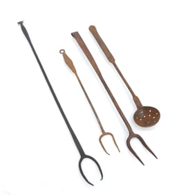 LOT OF IRON FIREPLACE UTENSILS
