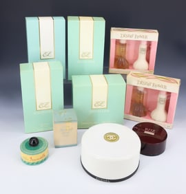 LOT OF VINTAGE POWDERS / LOTIONS