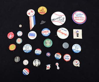 LOT OF VINTAGE POLITICAL PINS