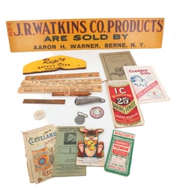 LOT OF VINTAGE ADVERTISING ITEMS