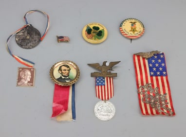 LOT OF PATRIOTIC PINS / RIBBONS